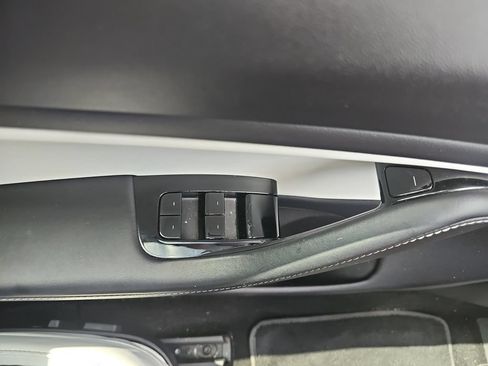 Used 2019 Tesla Model 3 Long Range AWD/4WD image 25