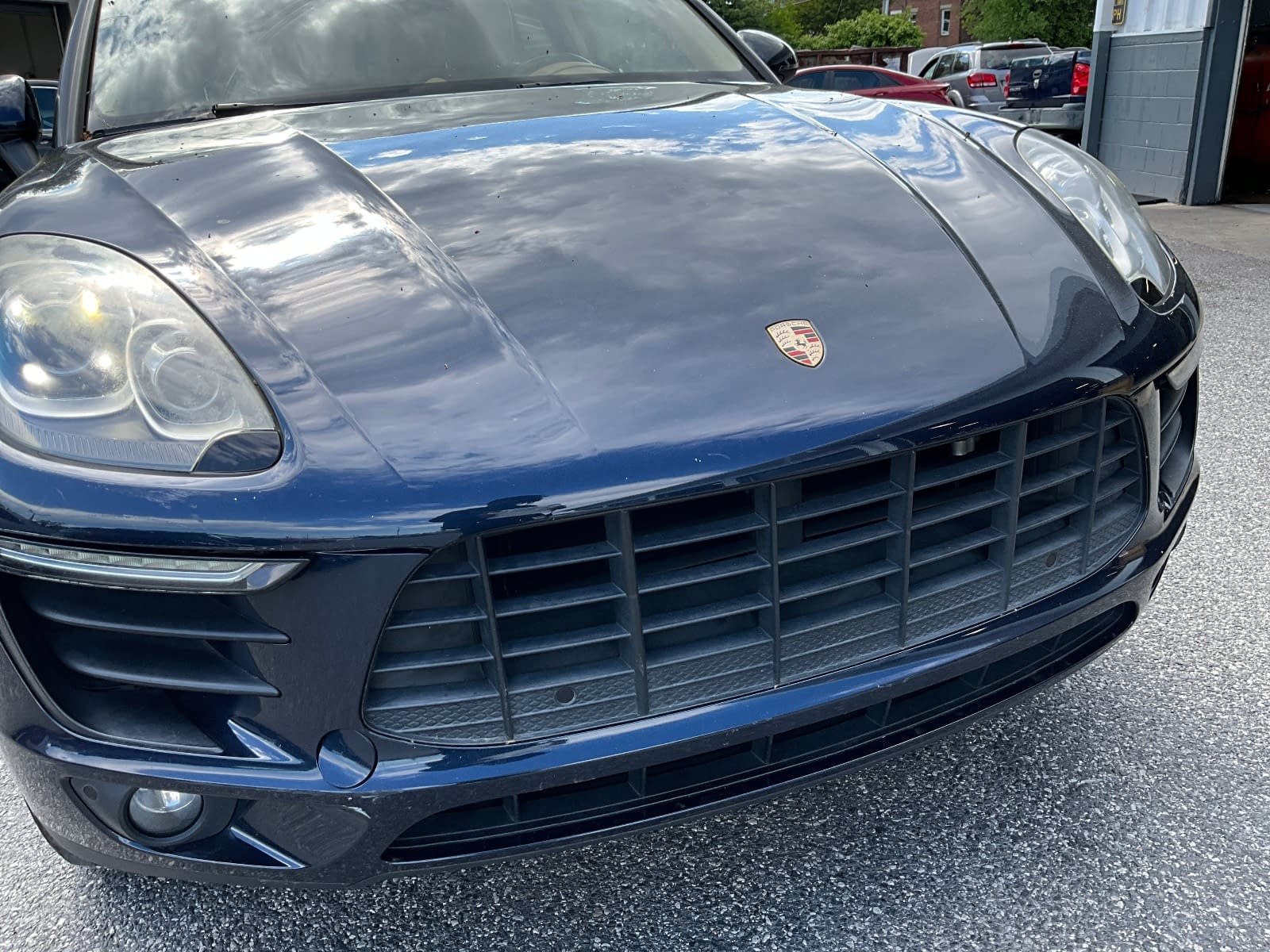 Used 2017 Porsche Macan AWD/4WD image 31