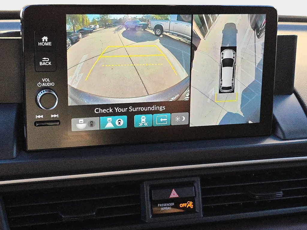 Used 2025 Honda Pilot Elite image 30