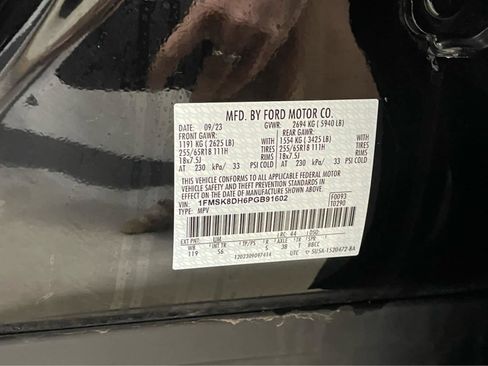 Used 2023 Ford Explorer XLT w/ Equipment Group 202A image 17