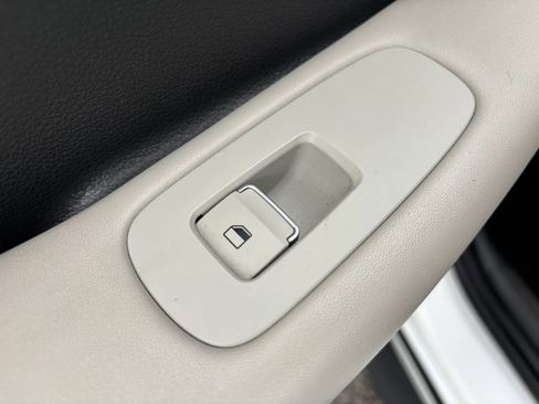 Used 2023 Hyundai Sonata SE FWD image 60