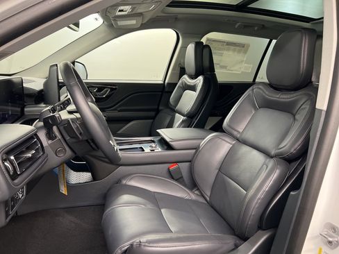 New 2026 Lincoln Aviator Reserve image 27