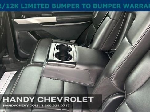 Used 2022 Ford Explorer XLT w/ Equipment Group 202A image 35