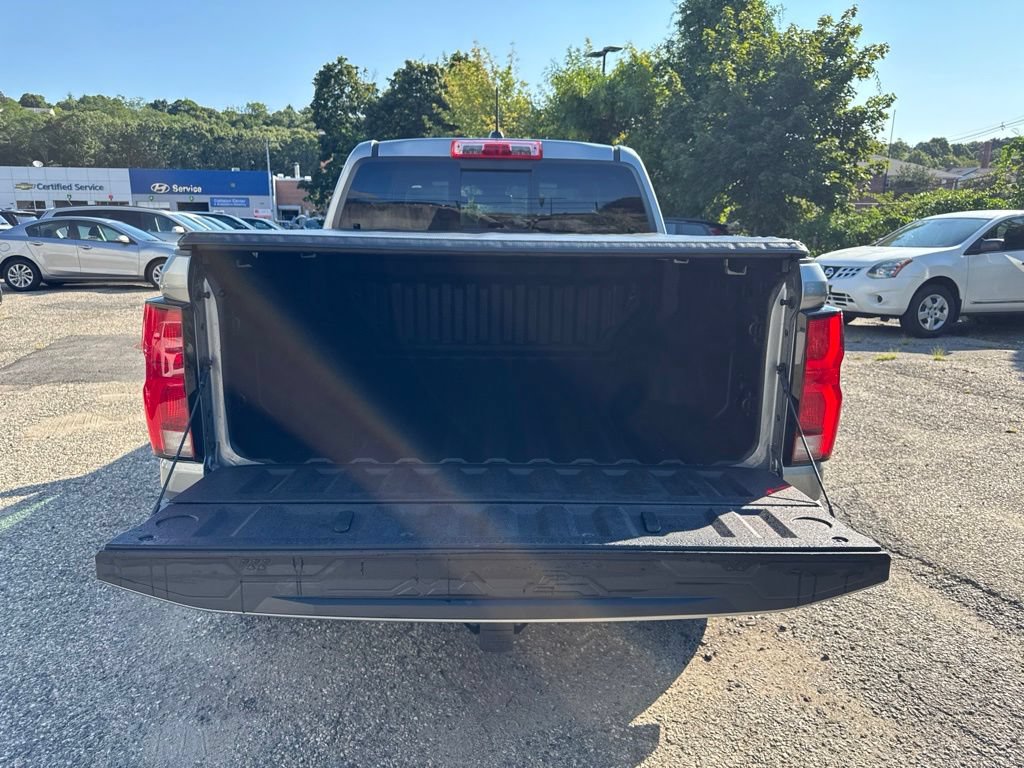 Used 2023 Chevrolet Colorado Z71 w/ Z71 Convenience Package 2 AWD/4WD image 40