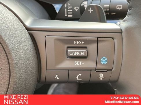 New 2025 Nissan Pathfinder SV image 15