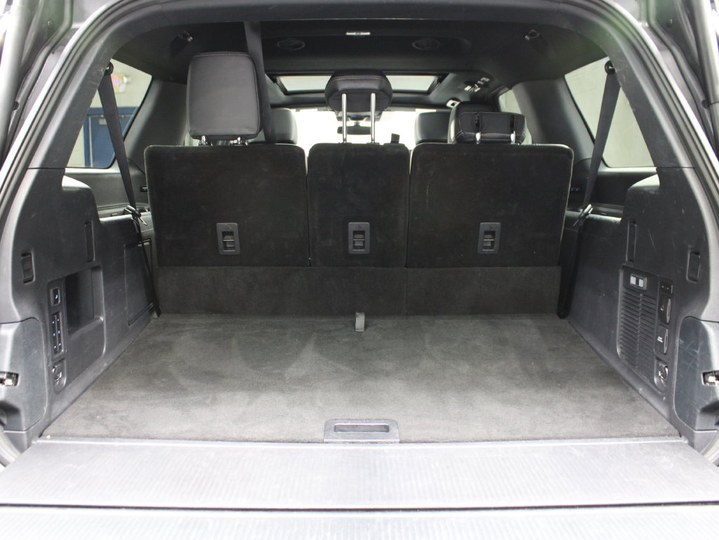 Used 2025 Ford Expedition Max Platinum w/ Stealth Appearance Package AWD/4WD image 50