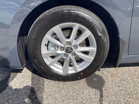 New 2025 Toyota Camry LE w/ Convenience Package image 5