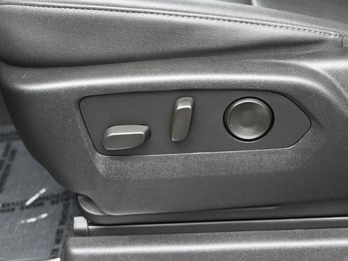 Used 2023 Chevrolet Silverado 1500 LTZ w/ Technology Package RWD image 12