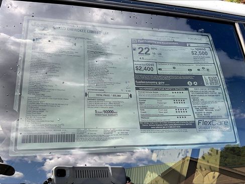 New 2025 Jeep Grand Cherokee Limited w/ Luxury Tech Group II image 14