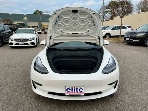 Used 2023 Tesla Model 3 Standard Range image 9