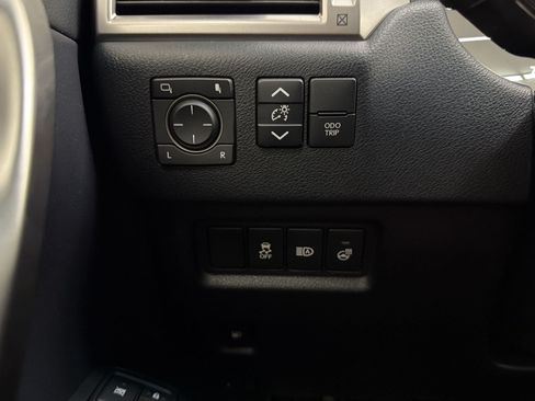 Certified 2023 Lexus GX 460 Premium w/ Accessory Package AWD/4WD image 39