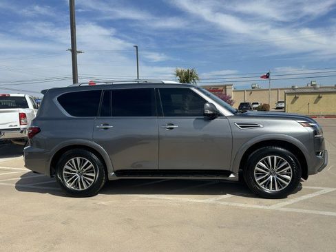 Used 2024 Nissan Armada SL w/ Cargo Package image 4