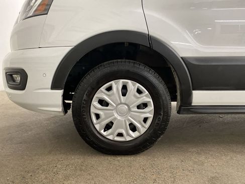 Used 2023 Ford Transit 350 XLT image 12