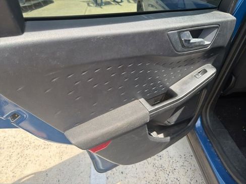 Certified 2020 Ford Escape SE FWD image 18