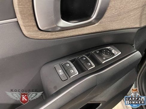 Used 2023 Kia Sorento S w/ Panoramic Sunroof Package AWD/4WD image 21
