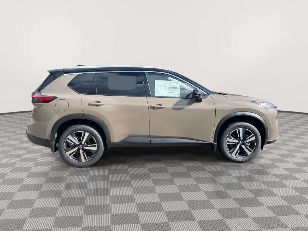 Certified 2025 Nissan Rogue SL w/ Tech Package AWD/4WD image 14