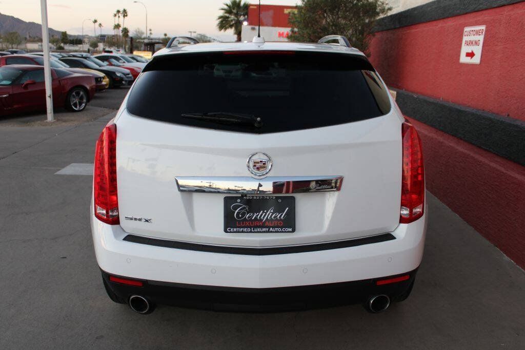 Used 2015 Cadillac SRX Luxury FWD image 4