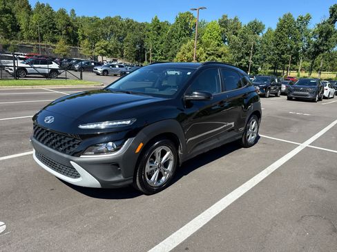 Used 2022 Hyundai Kona SEL w/ Convenience Package FWD image 6