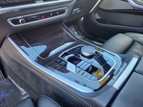 Used 2024 BMW X5 xDrive40i image 27