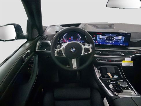 New 2026 BMW X5 xDrive40i w/ M Sport Package AWD/4WD image 24