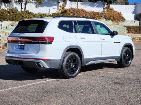 Certified 2025 Volkswagen Atlas Peak Edition SE image 3