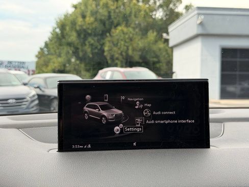 Used 2019 Audi Q7 3.0T Prestige w/ Prestige Package AWD/4WD image 22