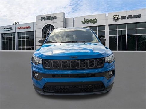 New 2026 Jeep Compass Latitude image 9