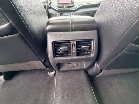 Used 2020 Nissan Altima 2.5 SL FWD image 57
