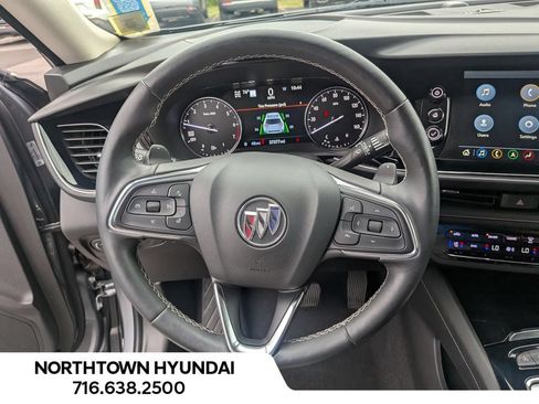 Used 2021 Buick Envision Avenir AWD/4WD image 7