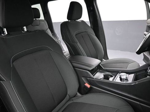 New 2026 Jeep Grand Cherokee Laredo X AWD/4WD image 26