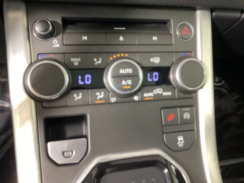 Used 2015 Land Rover Range Rover Evoque Pure Plus AWD/4WD image 31