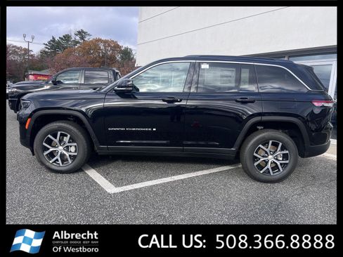 New 2025 Jeep Grand Cherokee Limited image 2