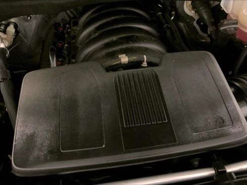 Used 2025 GMC Yukon Denali Ultimate w/ LPO, Floor Liner Package AWD/4WD image 32