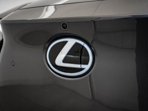 Certified 2023 Lexus RZ 450e Premium w/ Accessory Package (2T) image 3