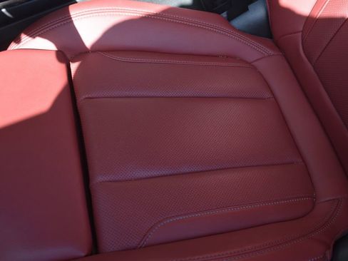 Used 2024 BMW X3 xDrive30i AWD/4WD image 11