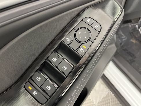 New 2026 Nissan Rogue SV FWD image 31