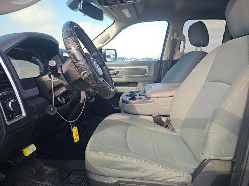 Used 2017 RAM 1500 Classic SLT AWD/4WD image 5