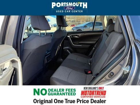 Used 2023 Toyota RAV4 XLE image 5