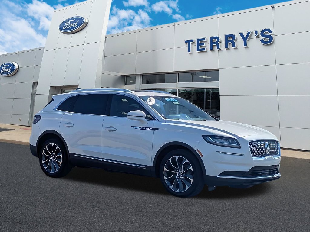 Used 2023 Lincoln Nautilus Reserve AWD/4WD image 1