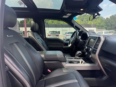 Used 2018 Ford F150 Platinum w/ Equipment Group 701A Luxury AWD/4WD image 8