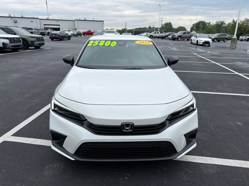 Used 2024 Honda Civic Sport image 9