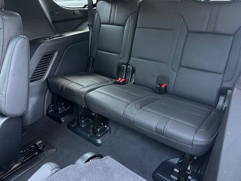Used 2026 Chevrolet Tahoe RST w/ Advanced Technology Package RWD image 14
