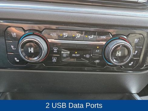 Used 2025 Chevrolet Silverado 1500 High Country w/ High Country Premium Package AWD/4WD image 35