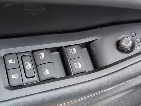 New 2026 Jeep Grand Cherokee L 4WD image 15