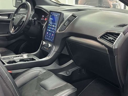 Used 2023 Ford Edge ST AWD/4WD image 28