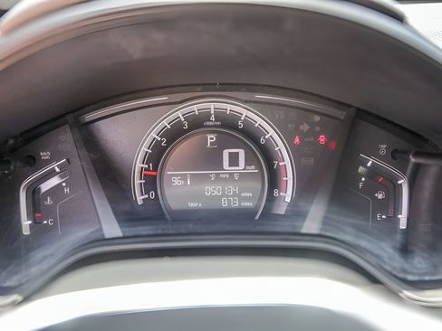 Used 2019 Honda CR-V LX image 11
