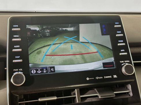 Used 2020 Toyota Avalon Limited w/ Advanced Safety Package FWD image 16
