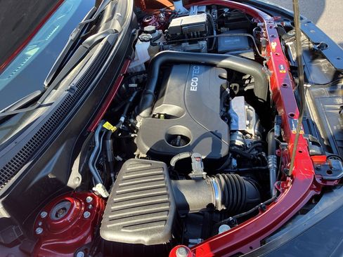 Used 2022 Chevrolet Equinox RS w/ LPO, Floor Liner Package image 39