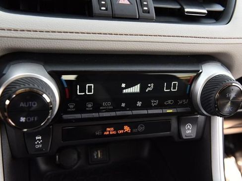 Used 2024 Toyota RAV4 XLE Premium FWD image 15
