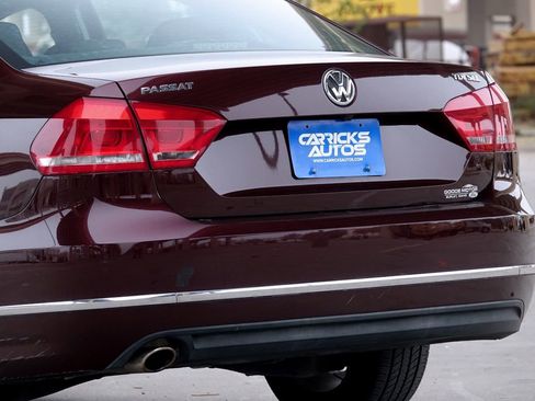 Used 2013 Volkswagen Passat TDI SEL Premium image 31